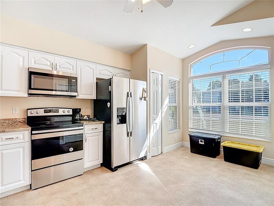 En Venta: $315,000 (3 camas, 2 baños, 1413 Pies cuadrados)