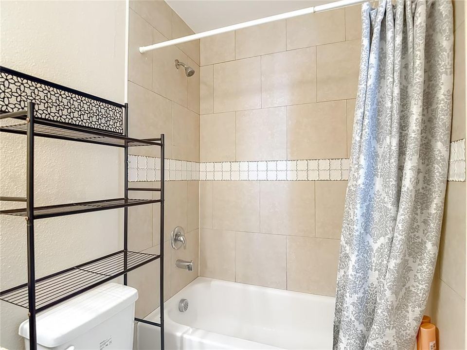 En Venta: $315,000 (3 camas, 2 baños, 1413 Pies cuadrados)