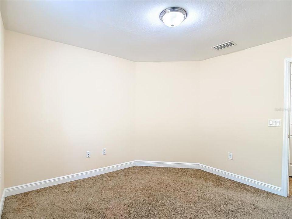 En Venta: $315,000 (3 camas, 2 baños, 1413 Pies cuadrados)