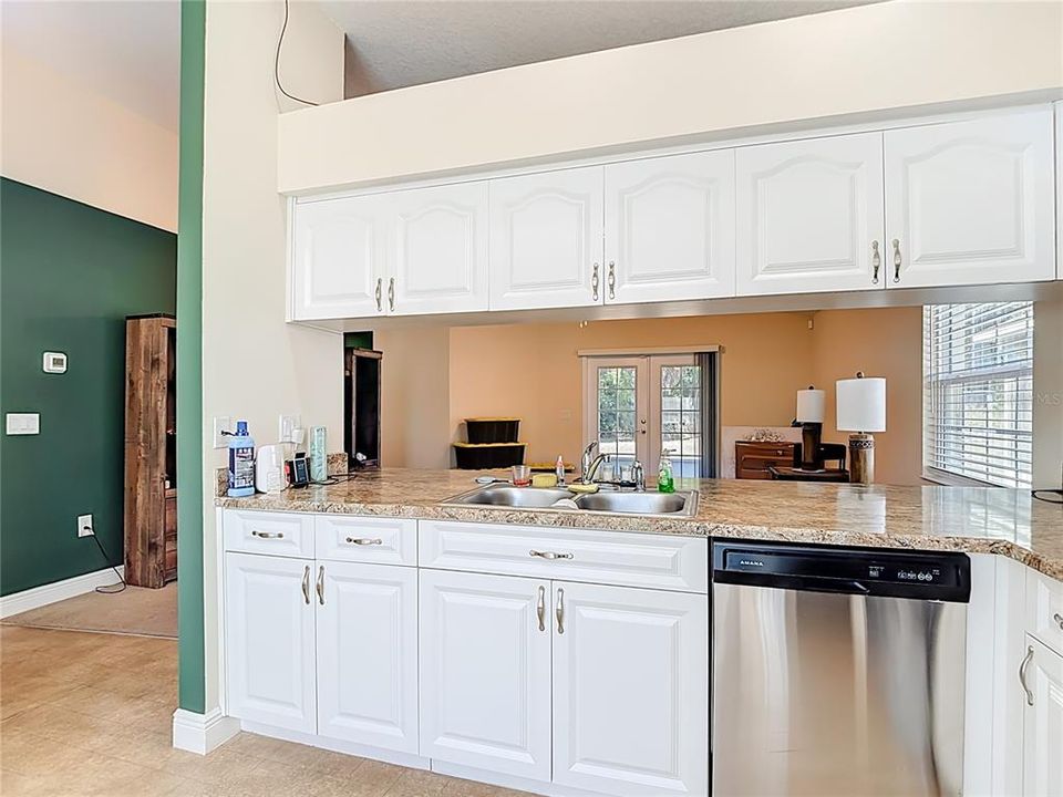 En Venta: $315,000 (3 camas, 2 baños, 1413 Pies cuadrados)