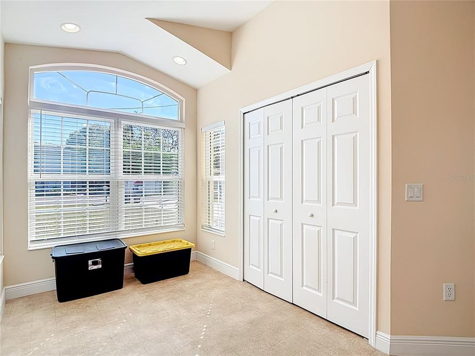 En Venta: $315,000 (3 camas, 2 baños, 1413 Pies cuadrados)