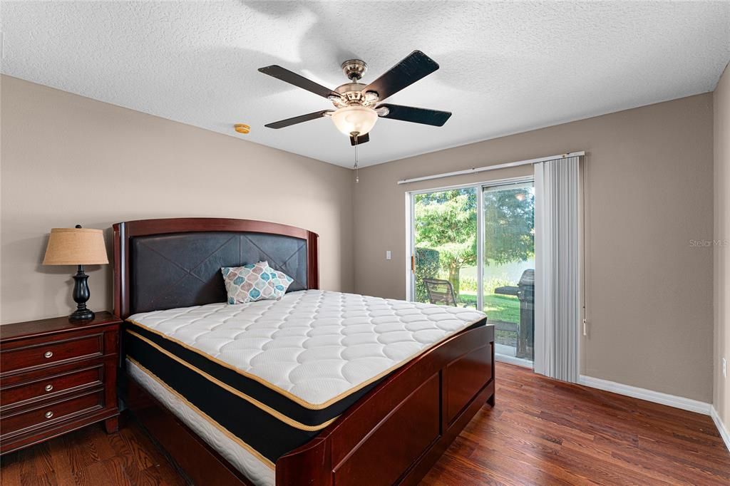 For Sale: $310,000 (3 beds, 3 baths, 1995 Square Feet)