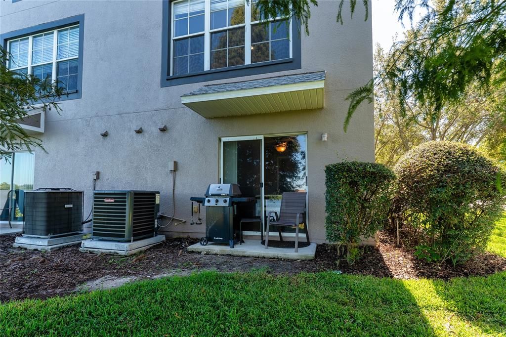 For Sale: $310,000 (3 beds, 3 baths, 1995 Square Feet)