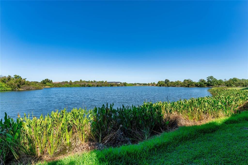 For Sale: $310,000 (3 beds, 3 baths, 1995 Square Feet)