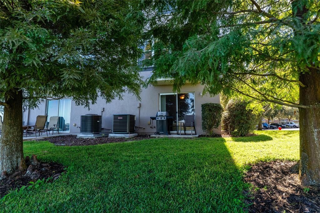 For Sale: $310,000 (3 beds, 3 baths, 1995 Square Feet)