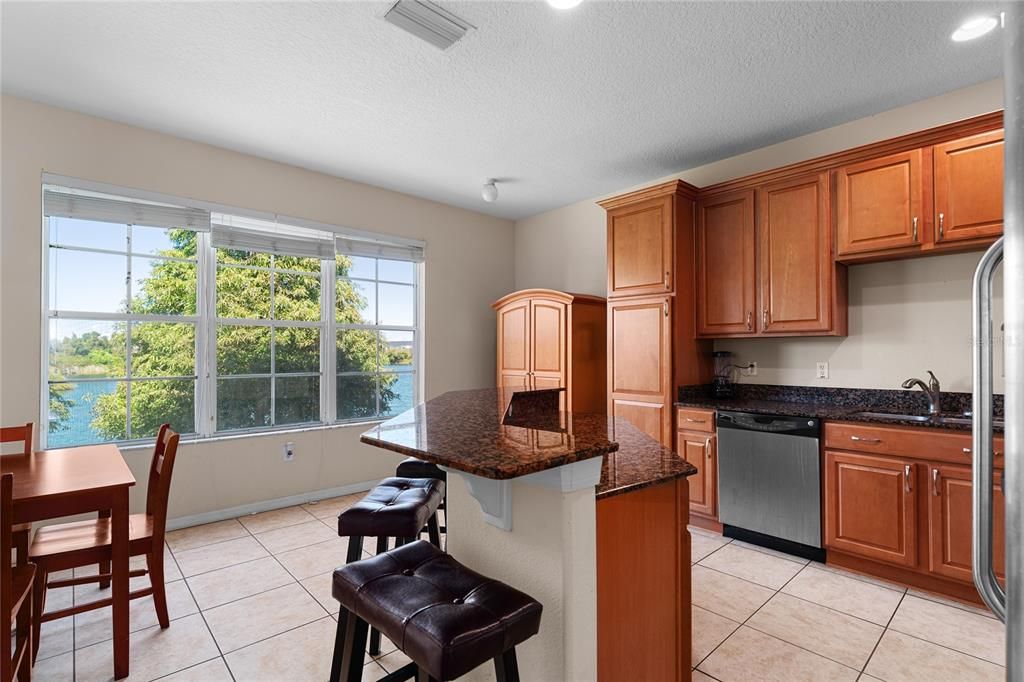 For Sale: $310,000 (3 beds, 3 baths, 1995 Square Feet)