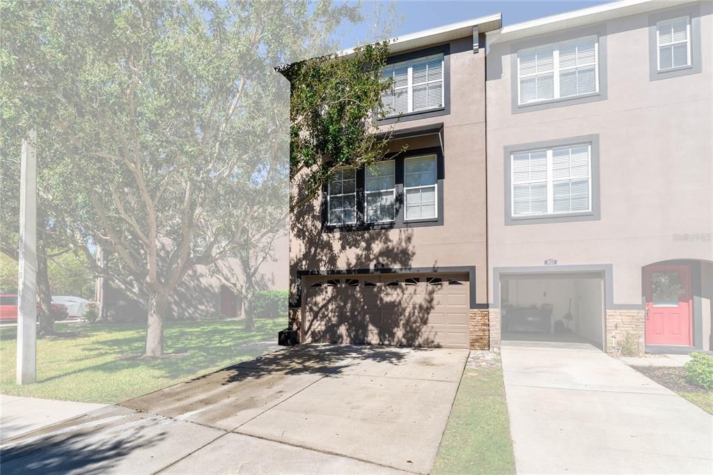 For Sale: $310,000 (3 beds, 3 baths, 1995 Square Feet)