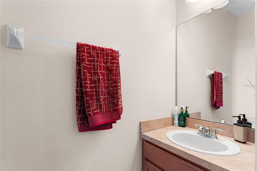 For Sale: $310,000 (3 beds, 3 baths, 1995 Square Feet)