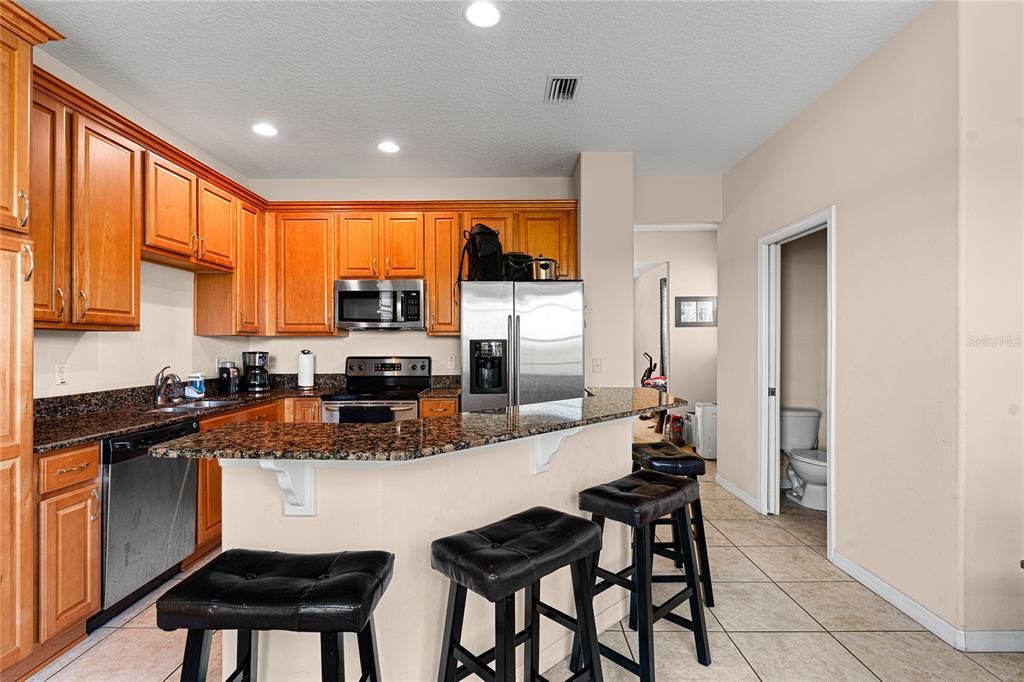 For Sale: $310,000 (3 beds, 3 baths, 1995 Square Feet)