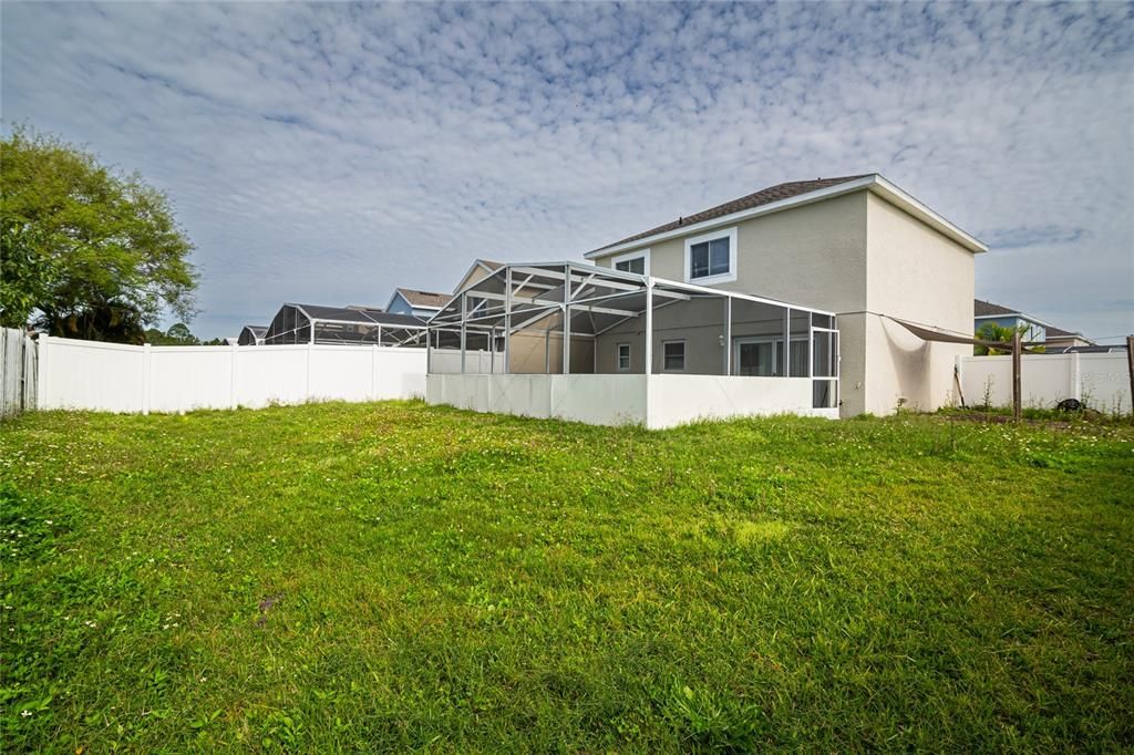 Active With Contract: $2,990 (4 beds, 2 baths, 1530 Square Feet)