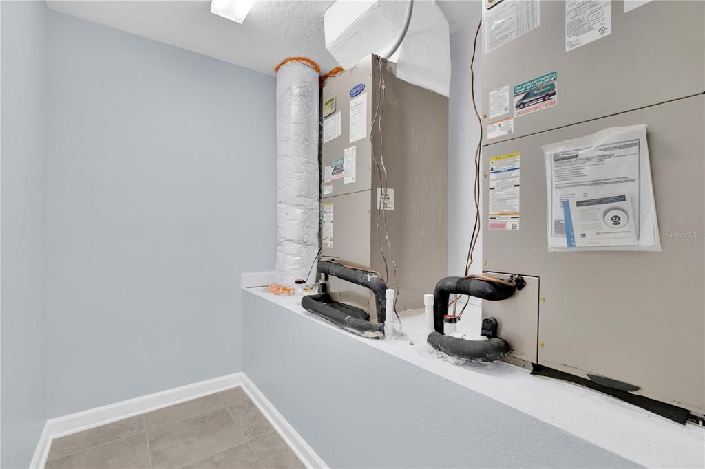 出租: $3,200 (4 贝兹, 2 浴室, 2683 平方英尺)