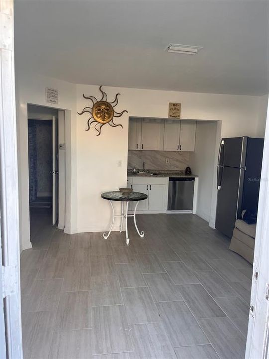 На продажу: $815,000 (4 спален, 0 ванн, 1470 Квадратных фут)