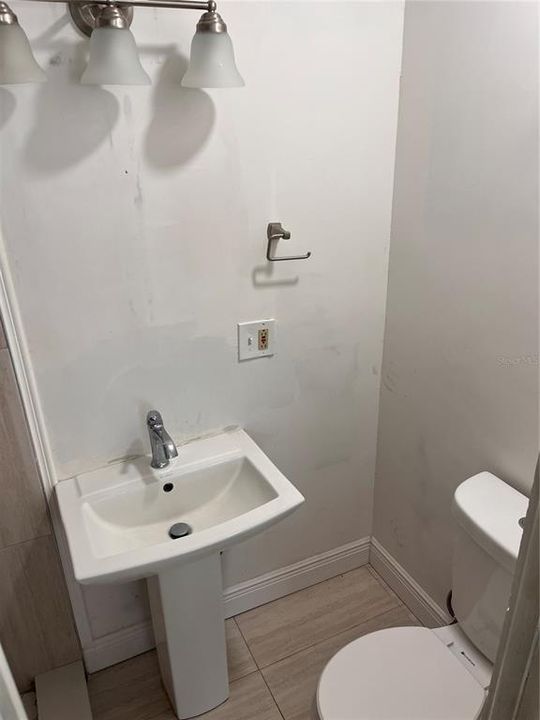 На продажу: $815,000 (4 спален, 0 ванн, 1470 Квадратных фут)