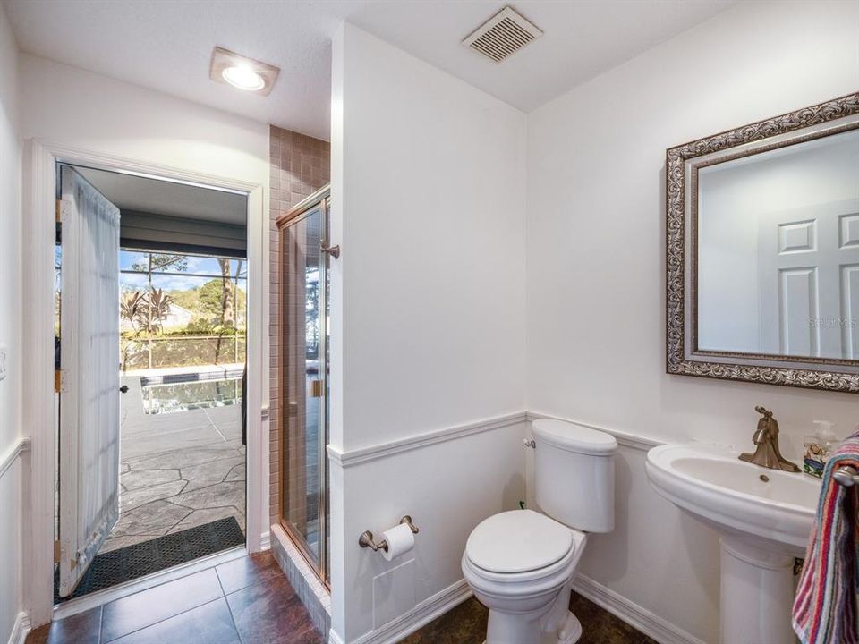 For Sale: $875,000 (4 beds, 3 baths, 2670 Square Feet)