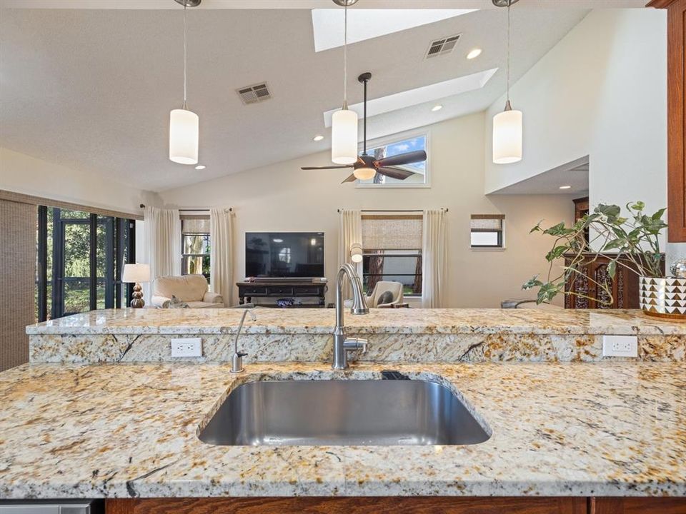 For Sale: $875,000 (4 beds, 3 baths, 2670 Square Feet)