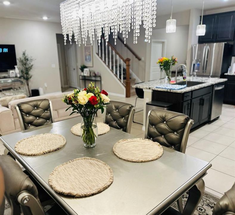 For Rent: $3,495 (4 beds, 3 baths, 2756 Square Feet)