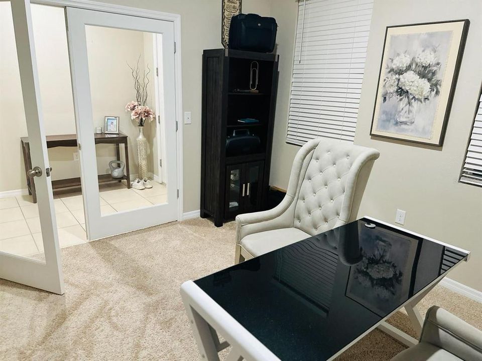 For Rent: $3,495 (4 beds, 3 baths, 2756 Square Feet)