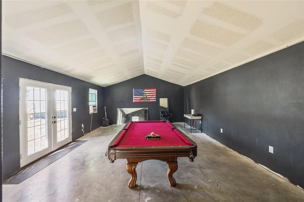 For Sale: $380,000 (3 beds, 2 baths, 1296 Square Feet)