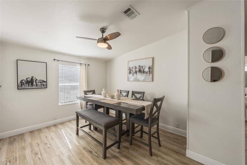 For Sale: $380,000 (3 beds, 2 baths, 1296 Square Feet)