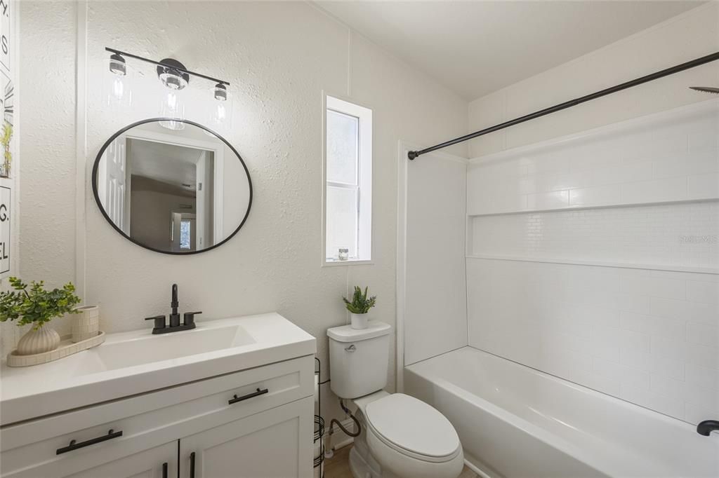 For Sale: $380,000 (3 beds, 2 baths, 1296 Square Feet)