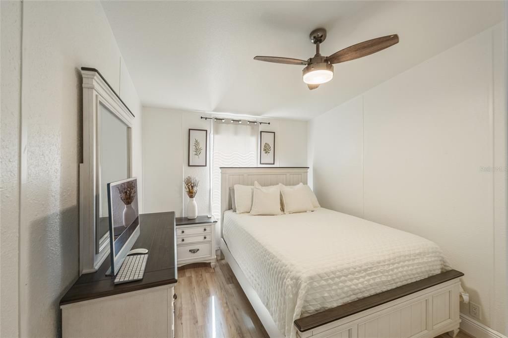 For Sale: $380,000 (3 beds, 2 baths, 1296 Square Feet)