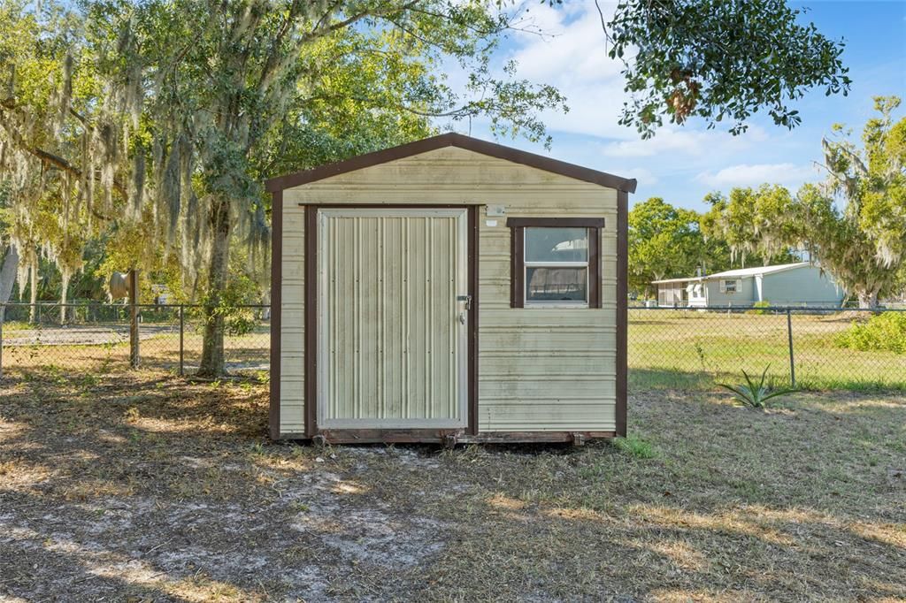 For Sale: $380,000 (3 beds, 2 baths, 1296 Square Feet)
