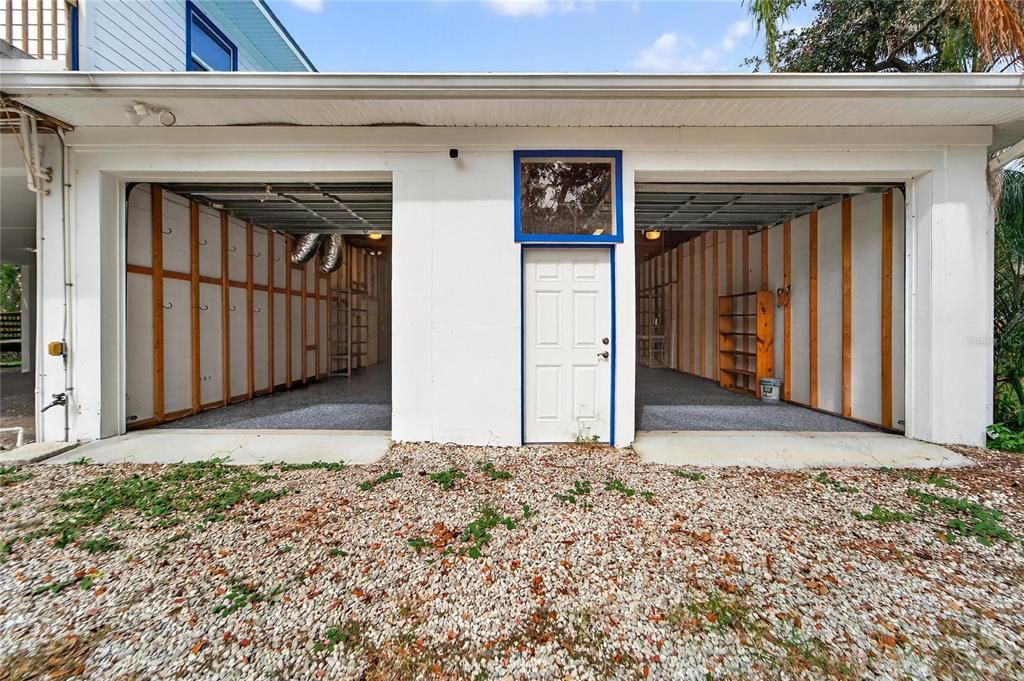 Activo con contrato: $599,000 (3 camas, 3 baños, 2296 Pies cuadrados)