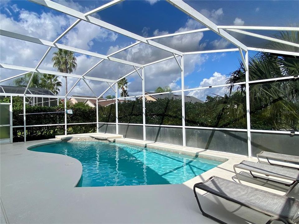 待售: $410,000 (4 贝兹, 3 浴室, 1662 平方英尺)