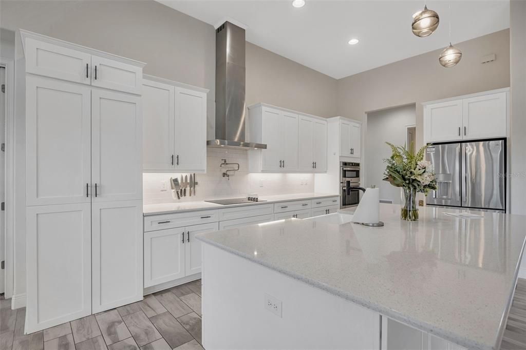 В аренду: $4,975 (4 спален, 3 ванн, 3217 Квадратных фут)