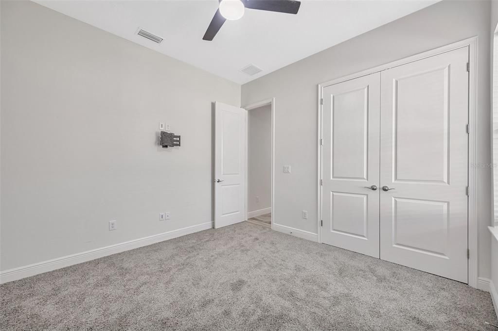 В аренду: $4,975 (4 спален, 3 ванн, 3217 Квадратных фут)