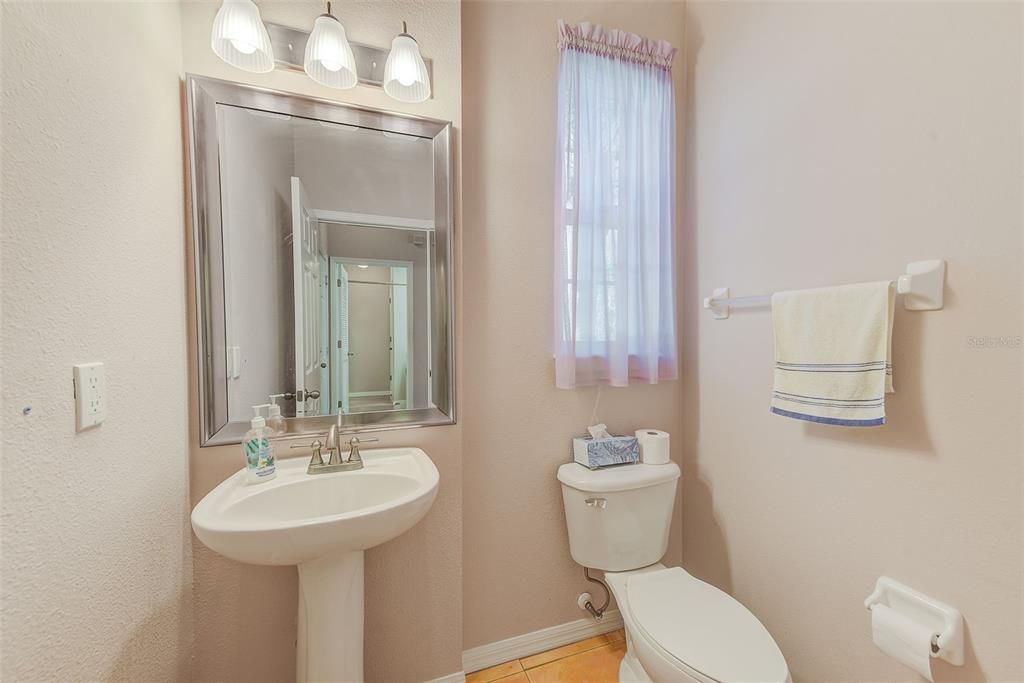 For Sale: $254,000 (3 beds, 2 baths, 1686 Square Feet)