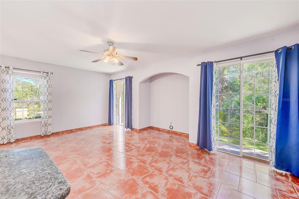 For Sale: $254,000 (3 beds, 2 baths, 1686 Square Feet)