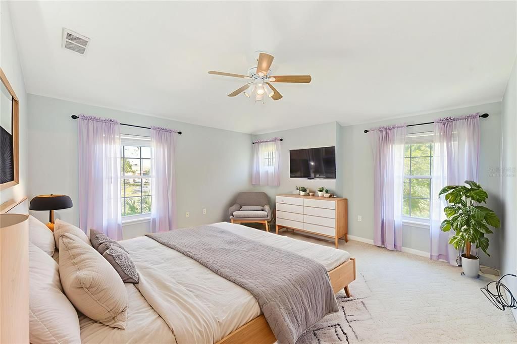 For Sale: $254,000 (3 beds, 2 baths, 1686 Square Feet)