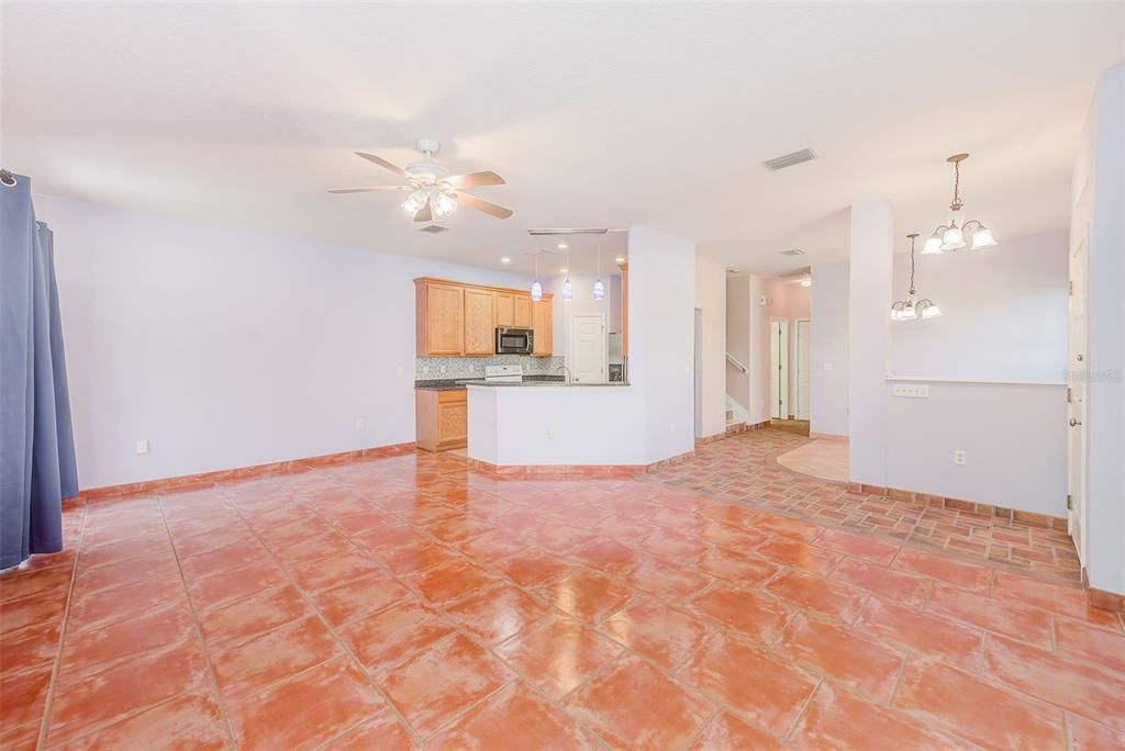 For Sale: $254,000 (3 beds, 2 baths, 1686 Square Feet)