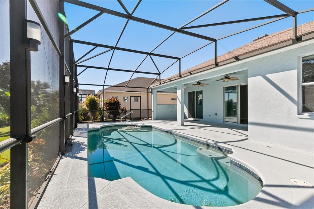 Active With Contract: $445,000 (3 beds, 2 baths, 1682 Square Feet)