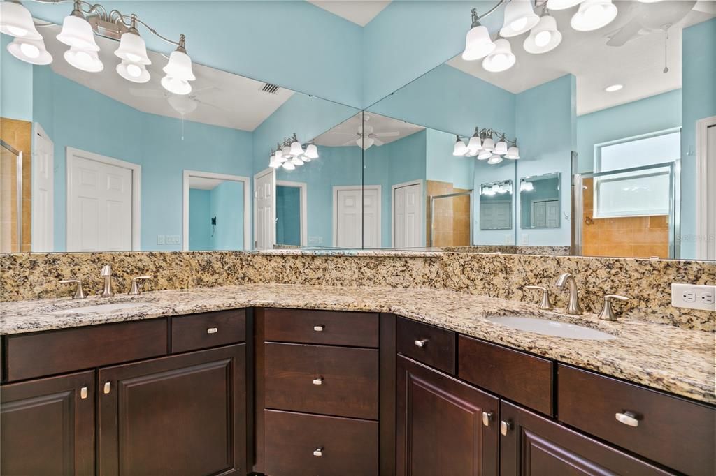 Active With Contract: $445,000 (3 beds, 2 baths, 1682 Square Feet)