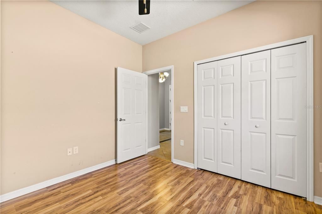 Active With Contract: $445,000 (3 beds, 2 baths, 1682 Square Feet)