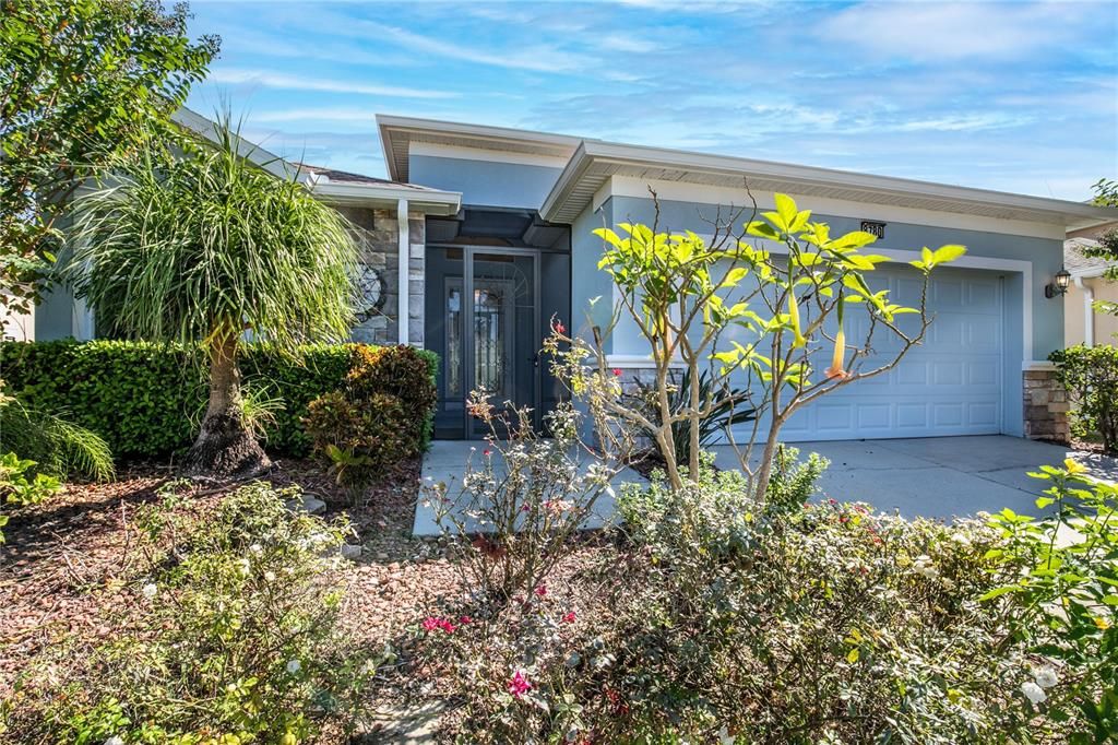 Active With Contract: $445,000 (3 beds, 2 baths, 1682 Square Feet)