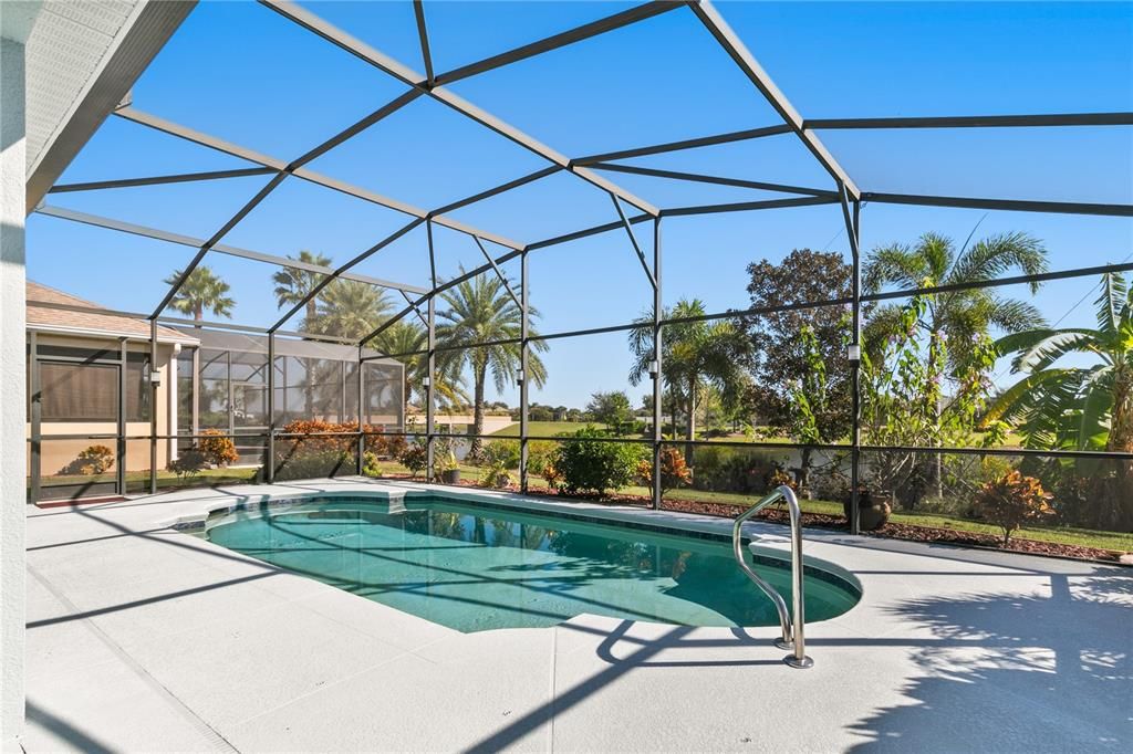 Active With Contract: $445,000 (3 beds, 2 baths, 1682 Square Feet)