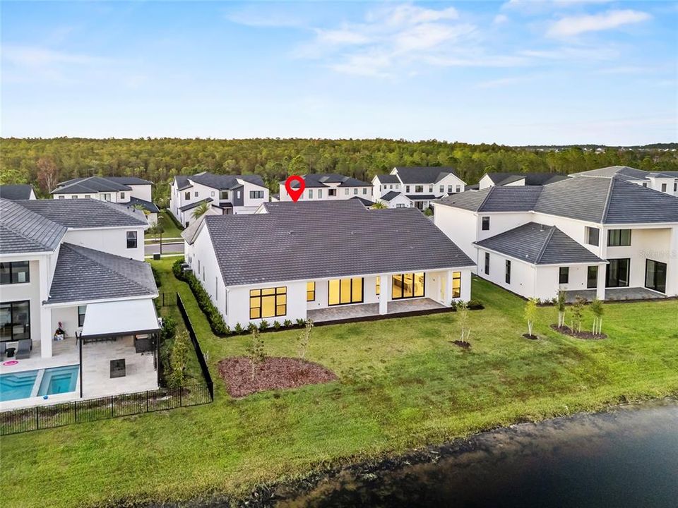 For Sale: $2,299,000 (5 beds, 6 baths, 4596 Square Feet)