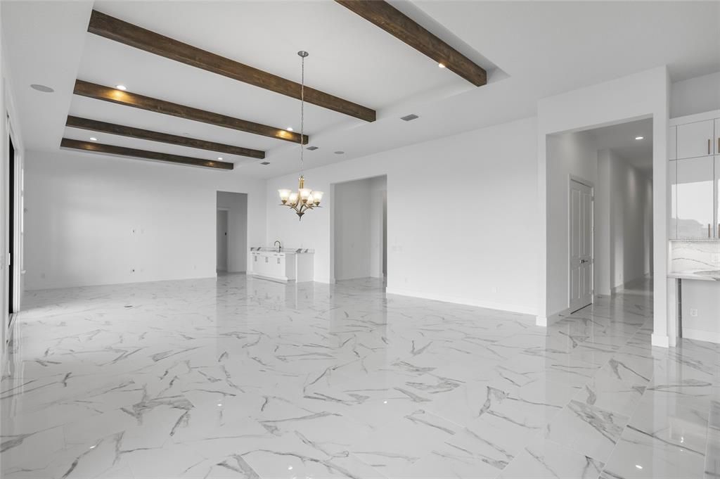 For Sale: $2,299,000 (5 beds, 6 baths, 4596 Square Feet)