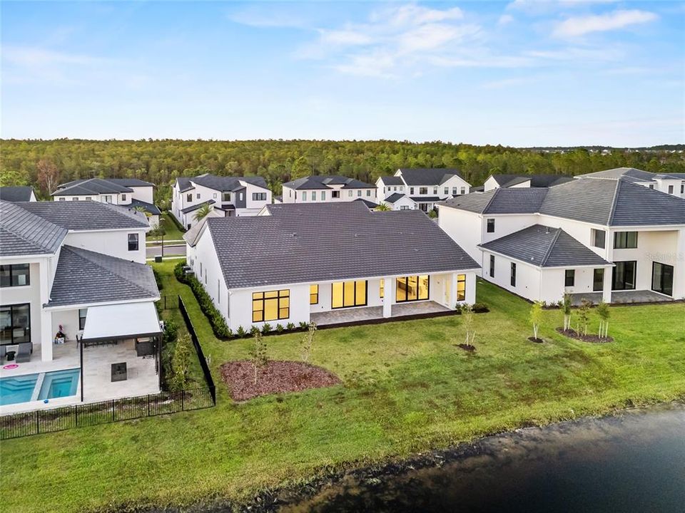 For Sale: $2,299,000 (5 beds, 6 baths, 4596 Square Feet)