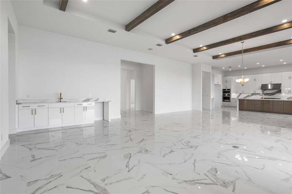 For Sale: $2,299,000 (5 beds, 6 baths, 4596 Square Feet)