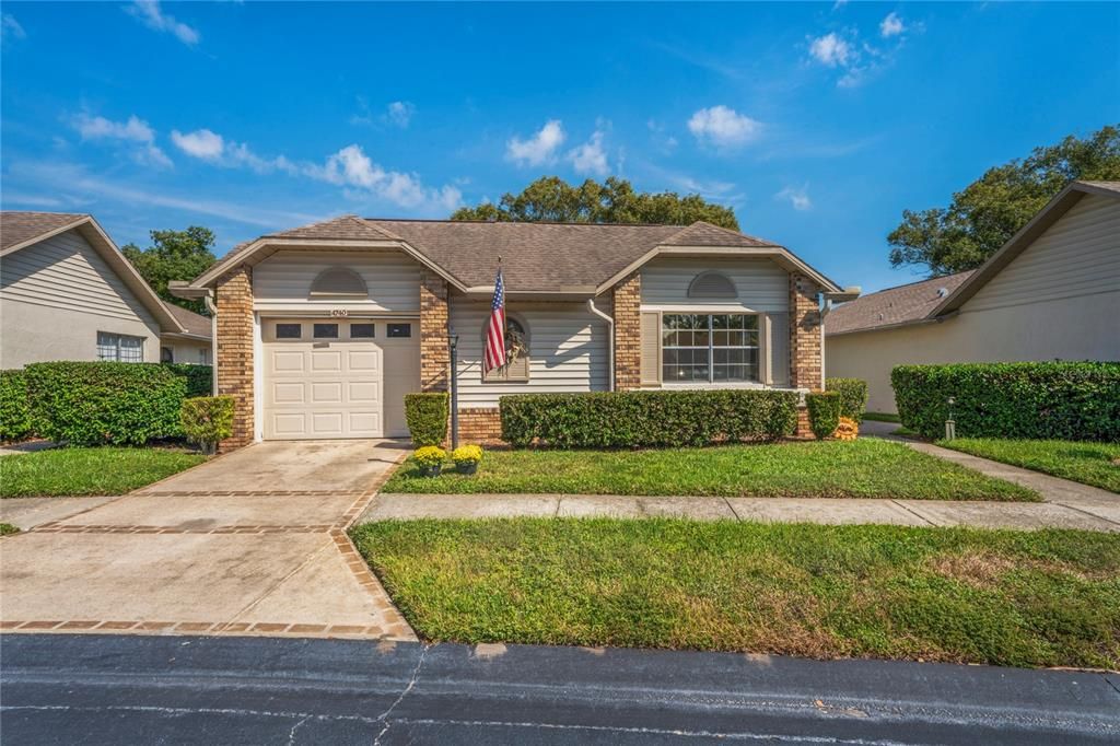 For Sale: $237,000 (2 beds, 2 baths, 1340 Square Feet)