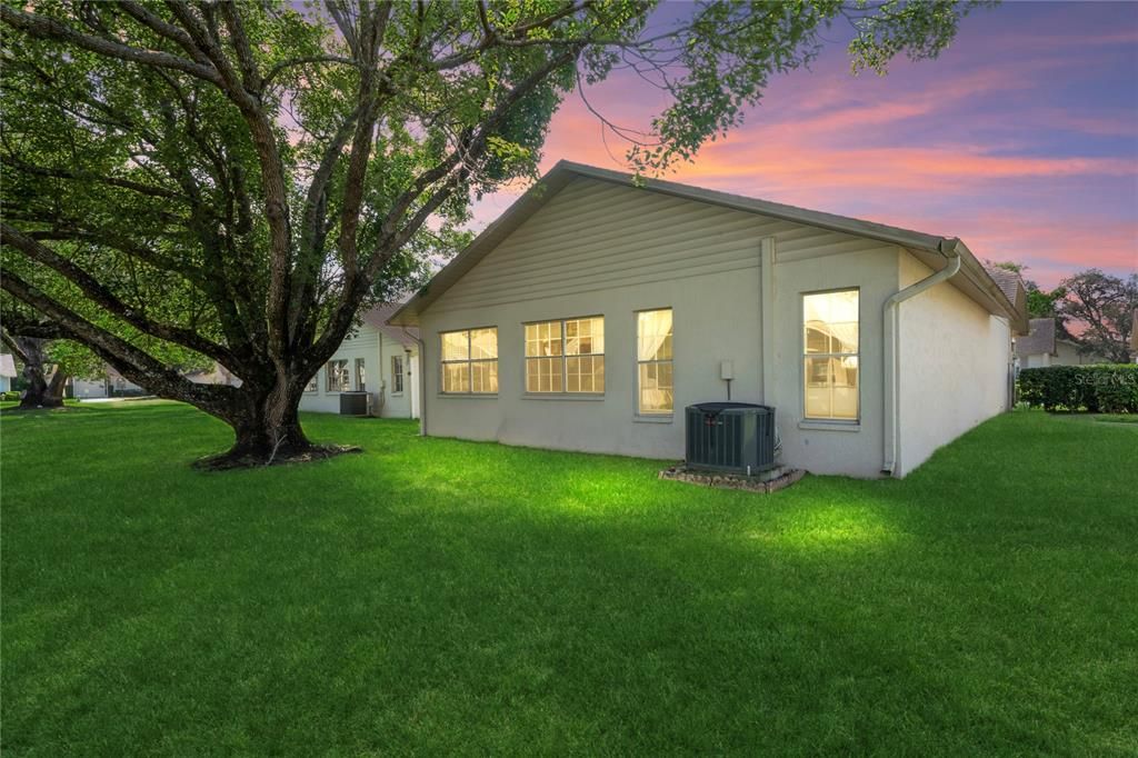 For Sale: $237,000 (2 beds, 2 baths, 1340 Square Feet)