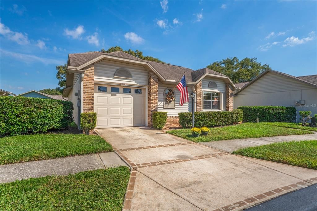 For Sale: $237,000 (2 beds, 2 baths, 1340 Square Feet)