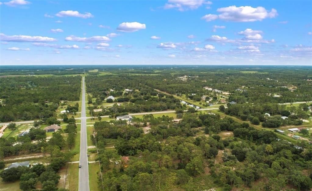 待售: $300,000 (2.59 acres)