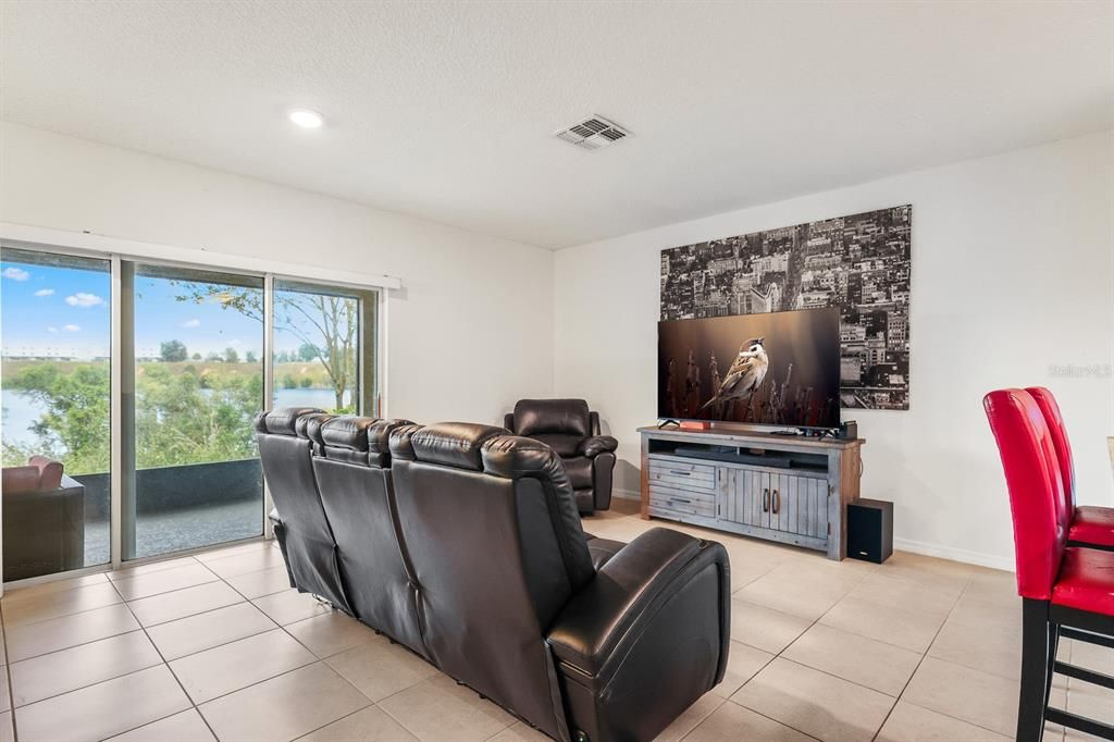 На продажу: $275,000 (3 спален, 2 ванн, 1507 Квадратных фут)