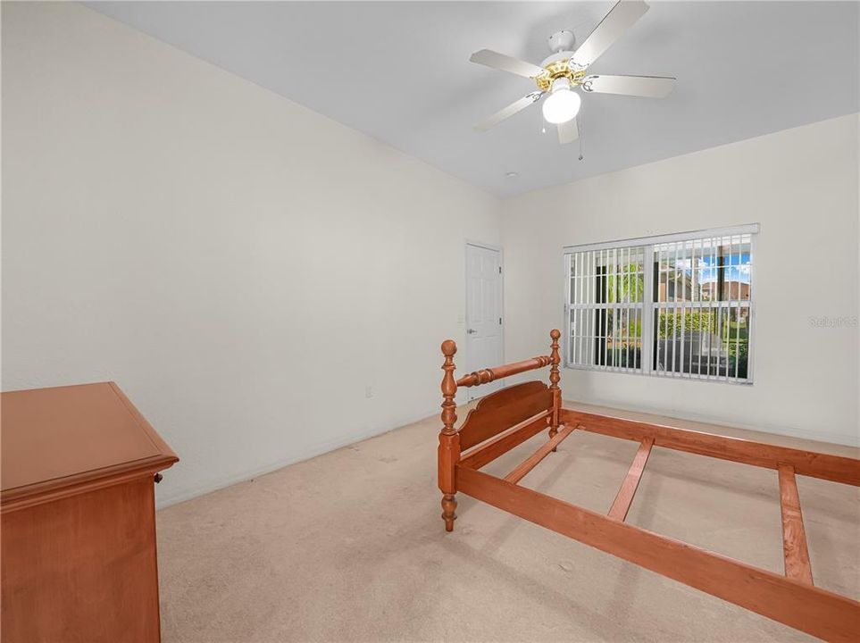 En Venta: $295,000 (3 camas, 2 baños, 1706 Pies cuadrados)