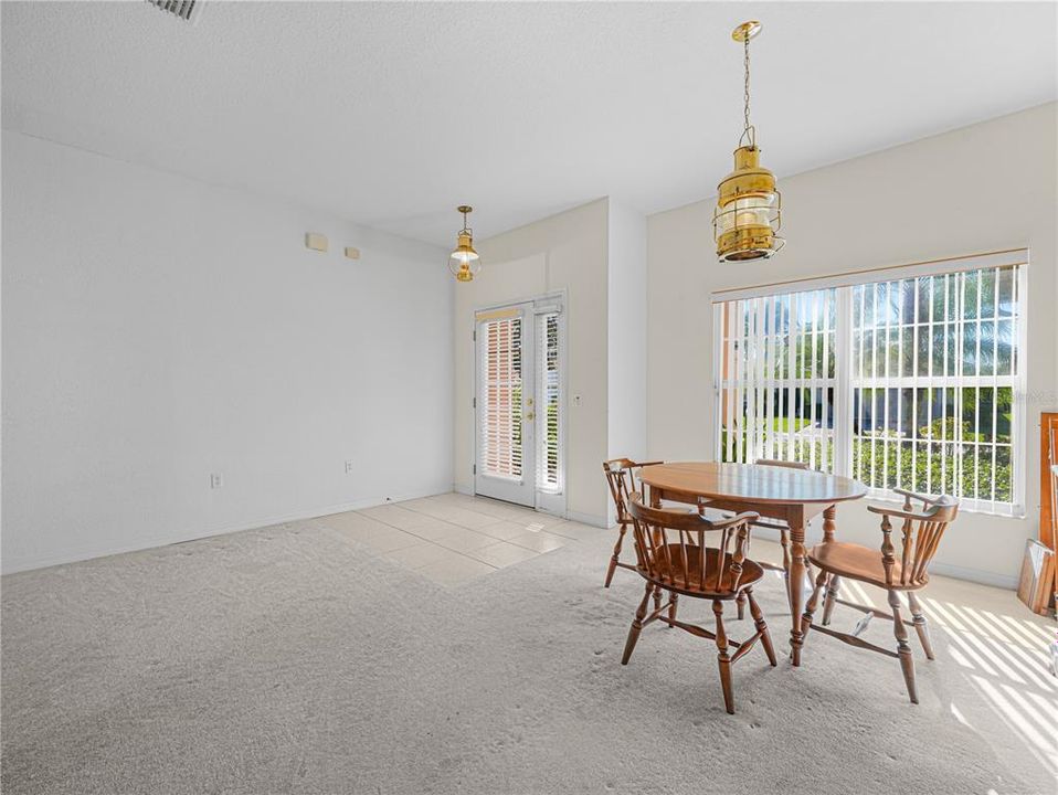 En Venta: $295,000 (3 camas, 2 baños, 1706 Pies cuadrados)